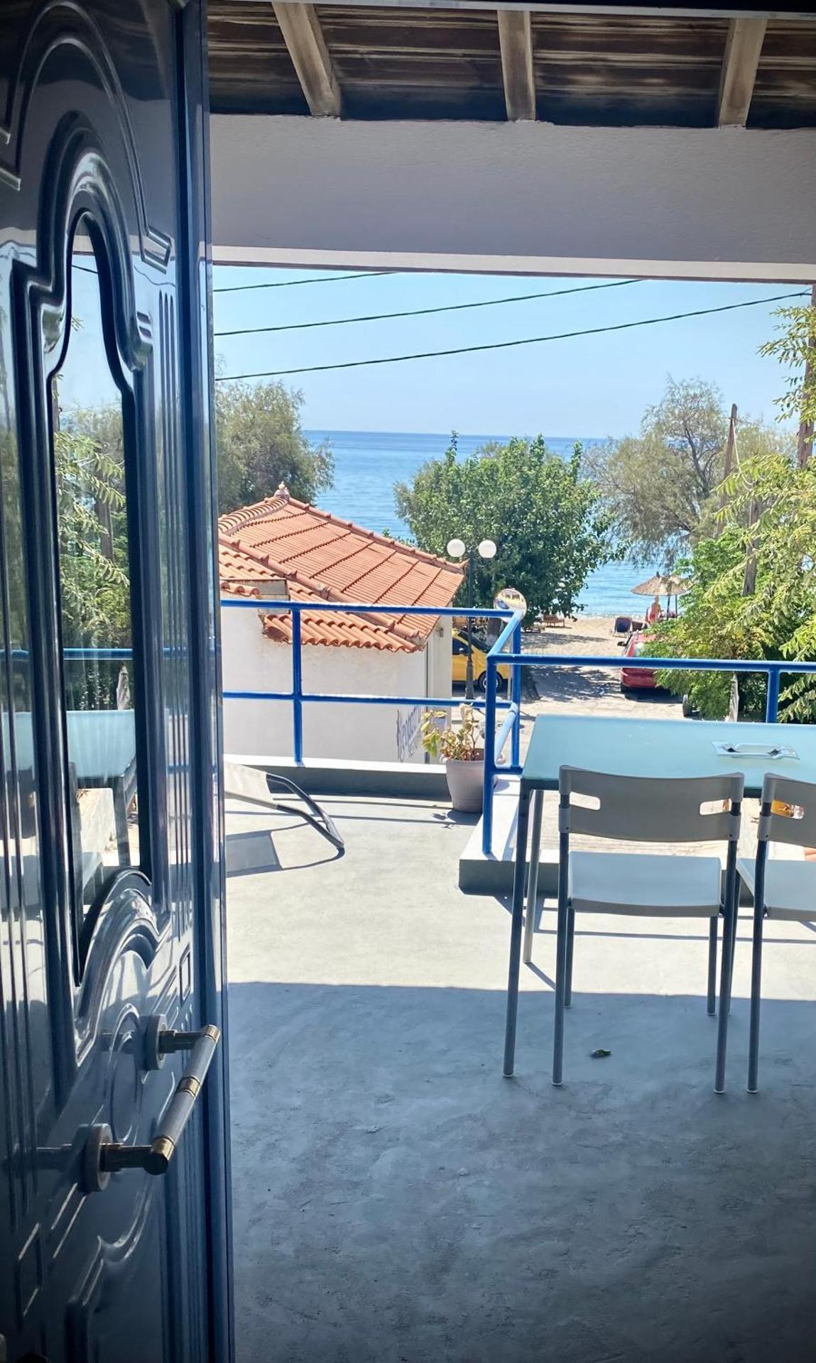 Seaside Stone house - Πέτρινο σπίτι δίπλα στη θάλασσα