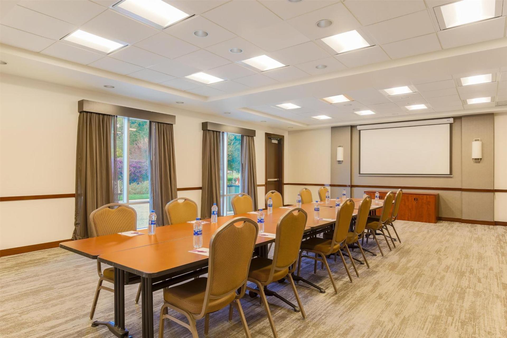 Meeting/conference room