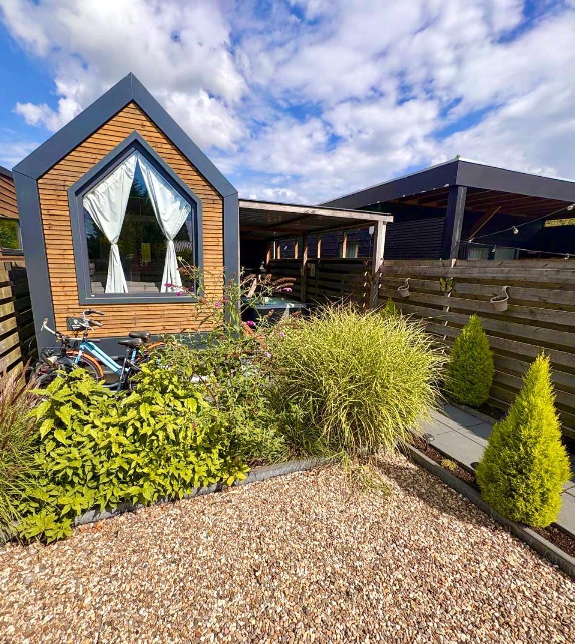 Tiny house with sauna & jacuzzi near Amsterdam