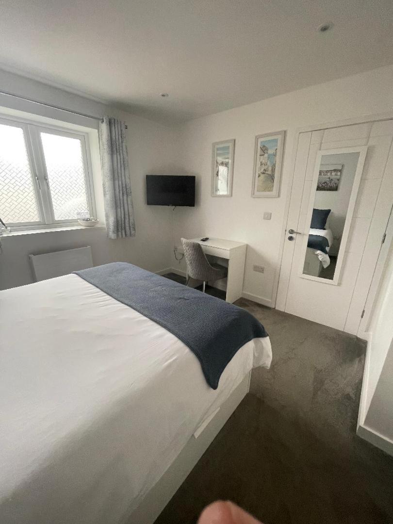 Bed and breakfast near Truro and the A30