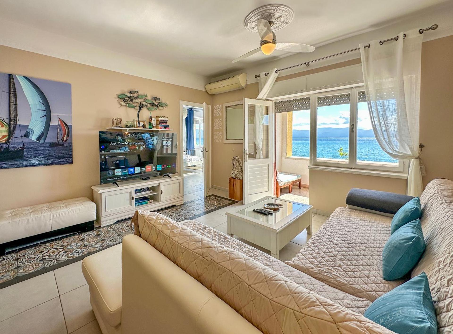 Beach House Labineca