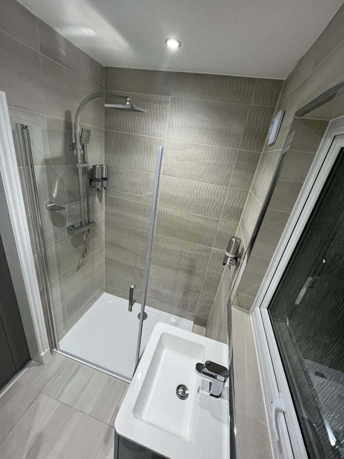 LUXERY 1 Bedroom Apartment - Falkirk