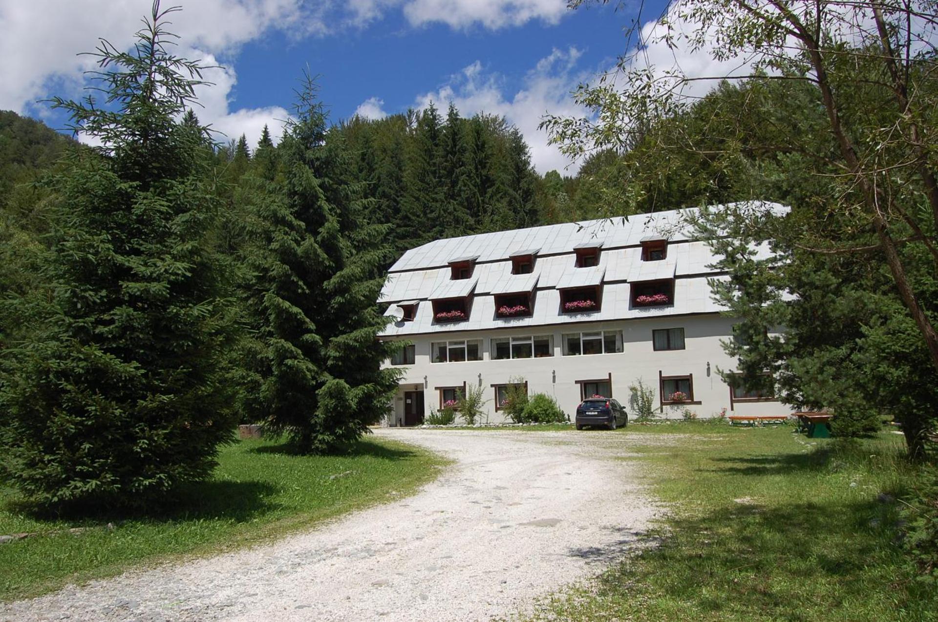 Complexul Turistic Cheile Butii