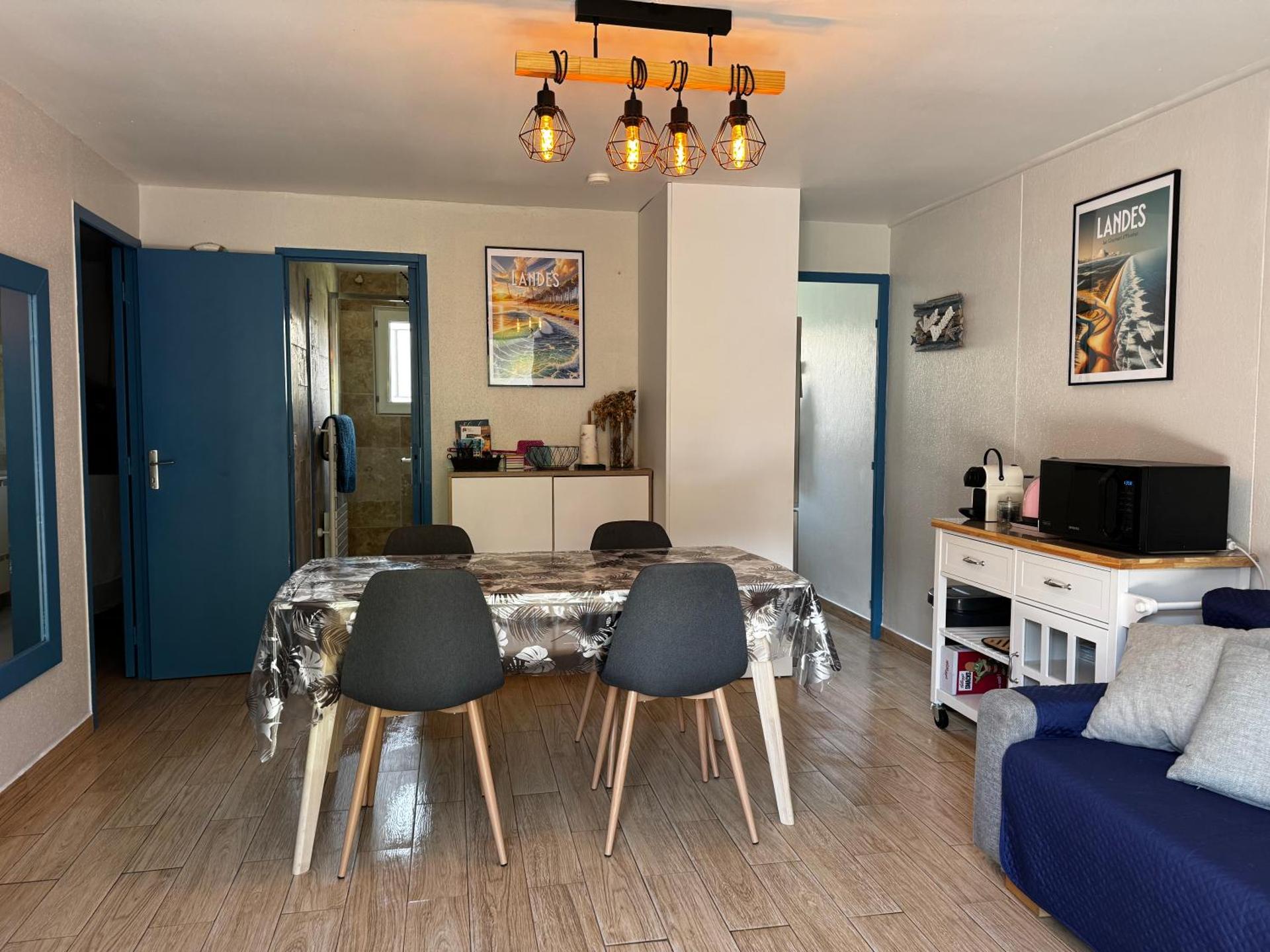 Maisonnette au calme, T3, 6 pers résidence avec piscine et wifi privée proche lac et océan