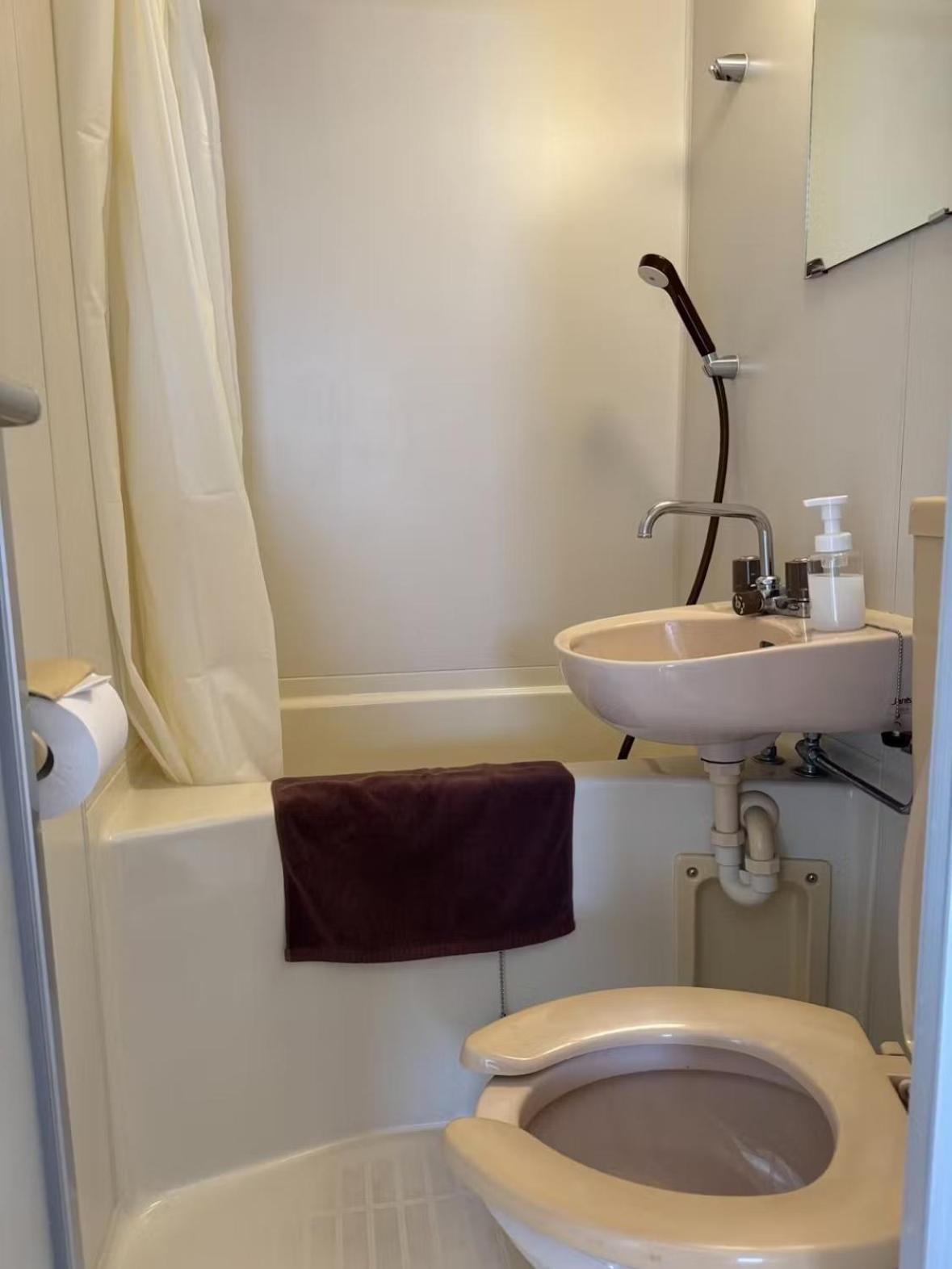 EX21 和モダン 畳部屋 駅から歩いて6分 最大3人 Japanese Modern Tatami Room 6Minute Walk from Station Maximum 3 Guests