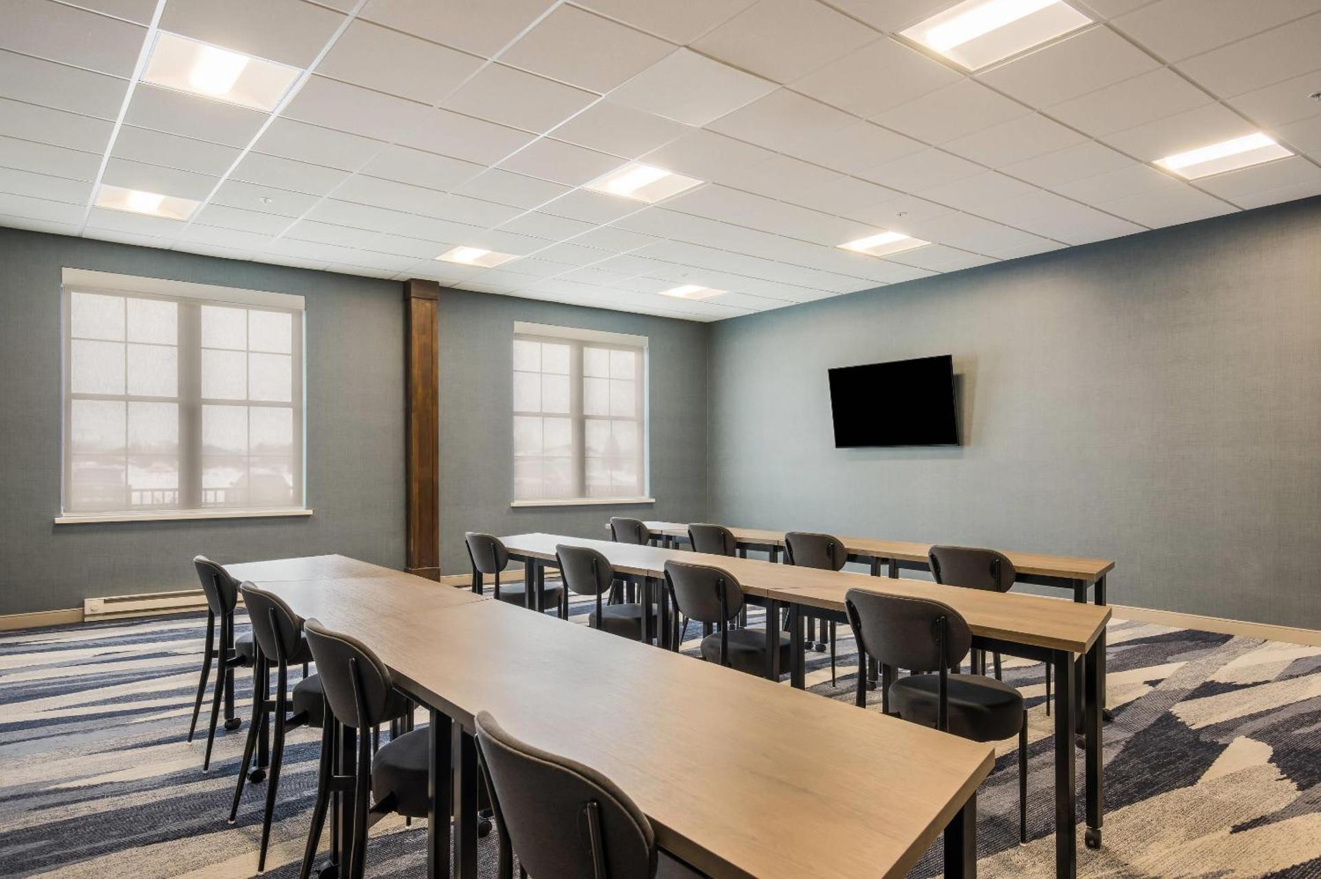 Meeting/conference room