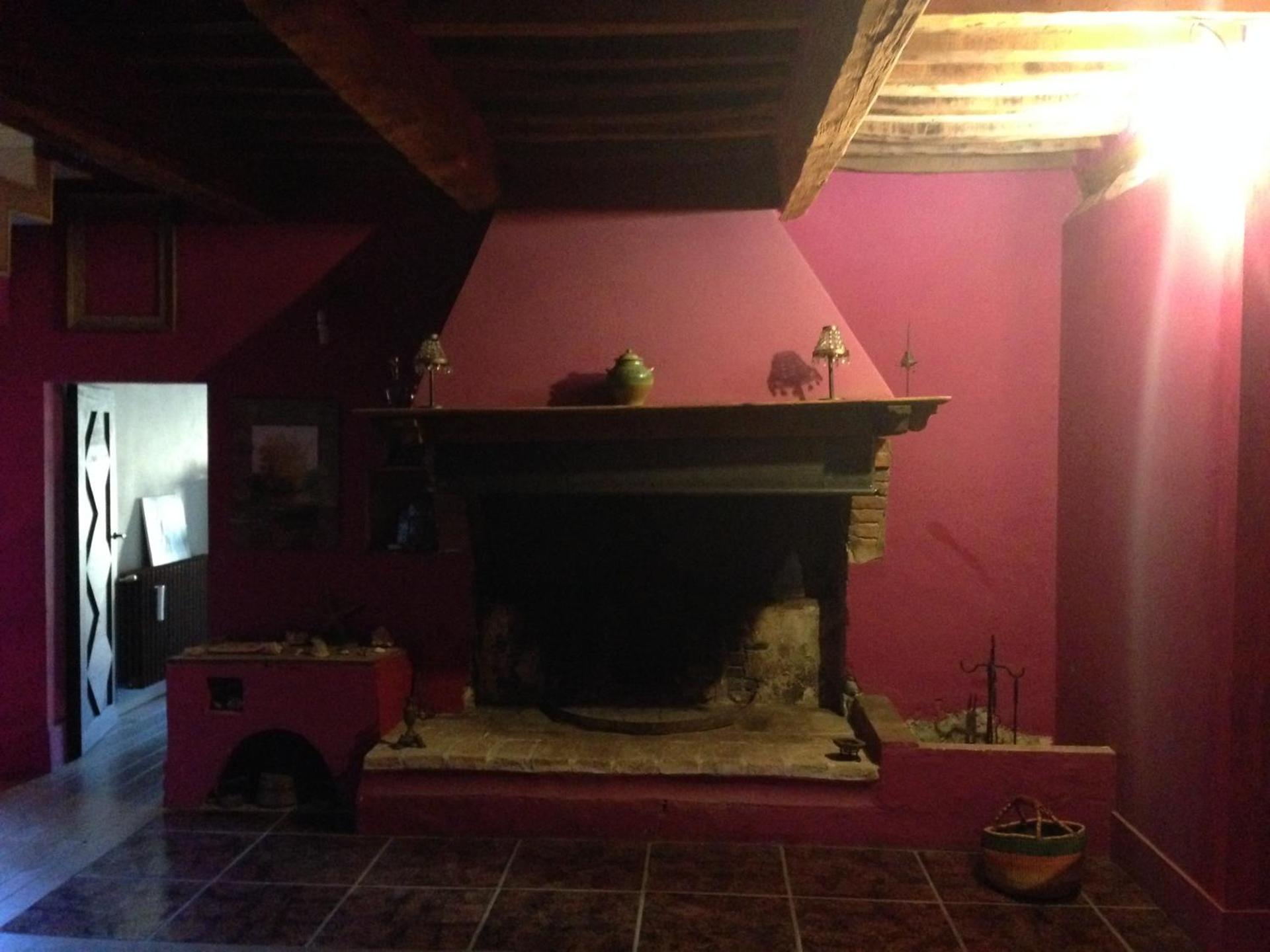 Stone farmhouse in Moie