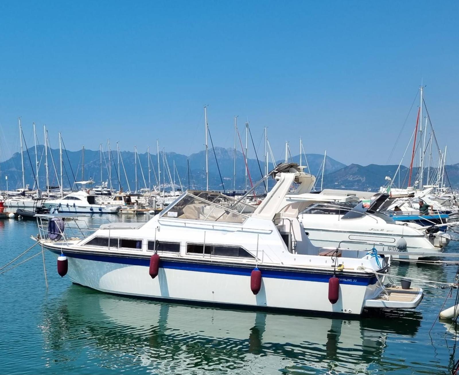 Salerno B&B on Boat Poetica