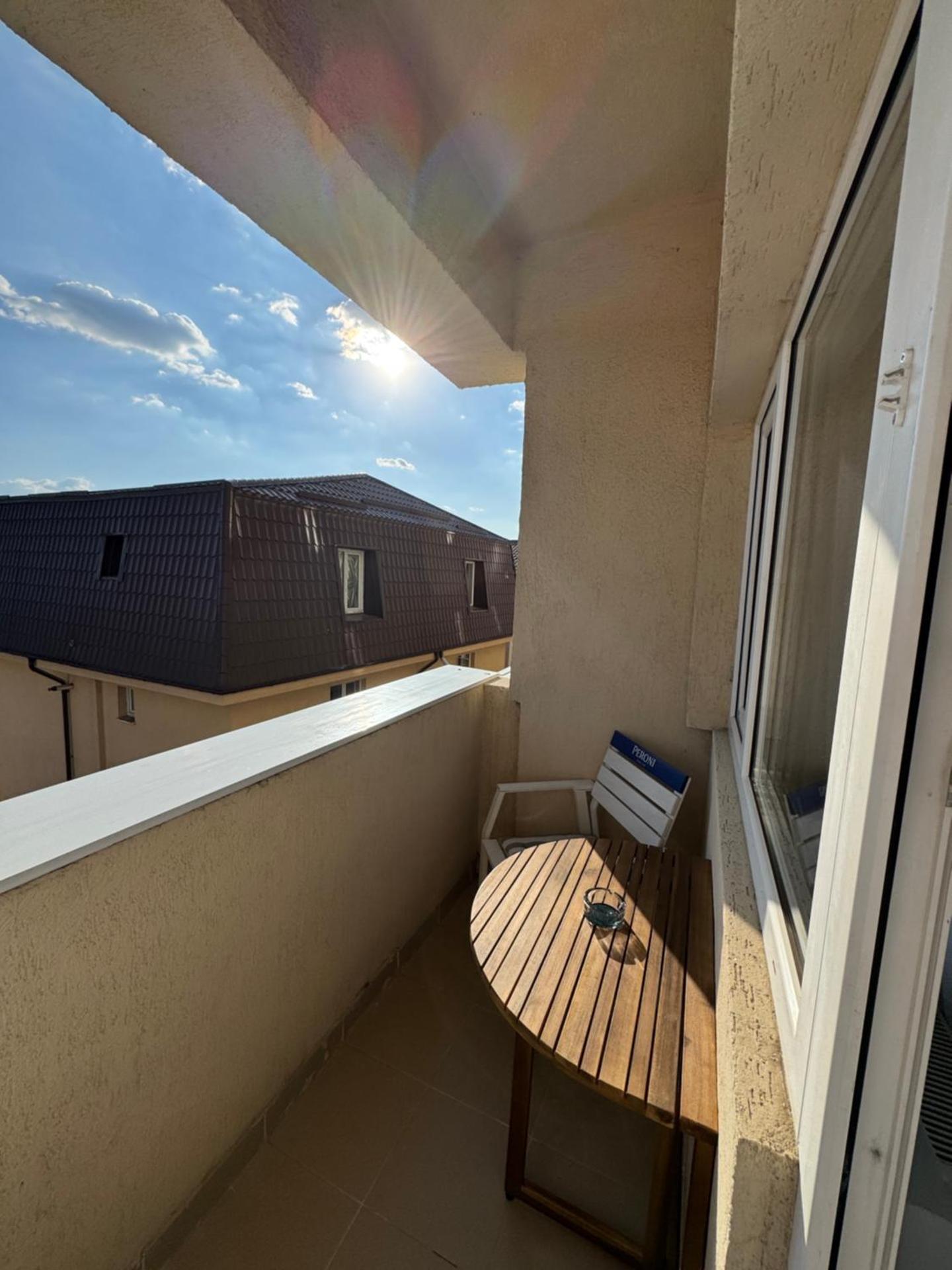 Divine Studio Fermei 62