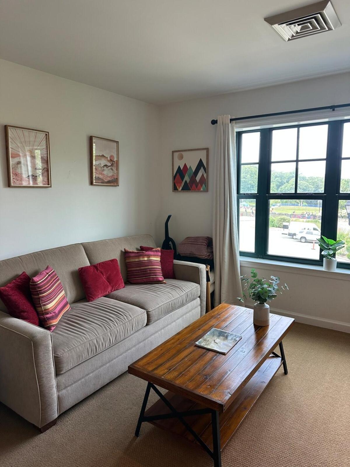 Cozy Studio Resort Stay Mountain Creek Pool Hiking