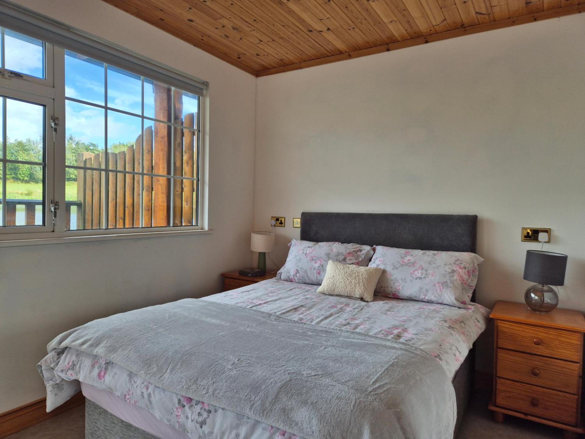 Waterfront Lodges - North Cabin