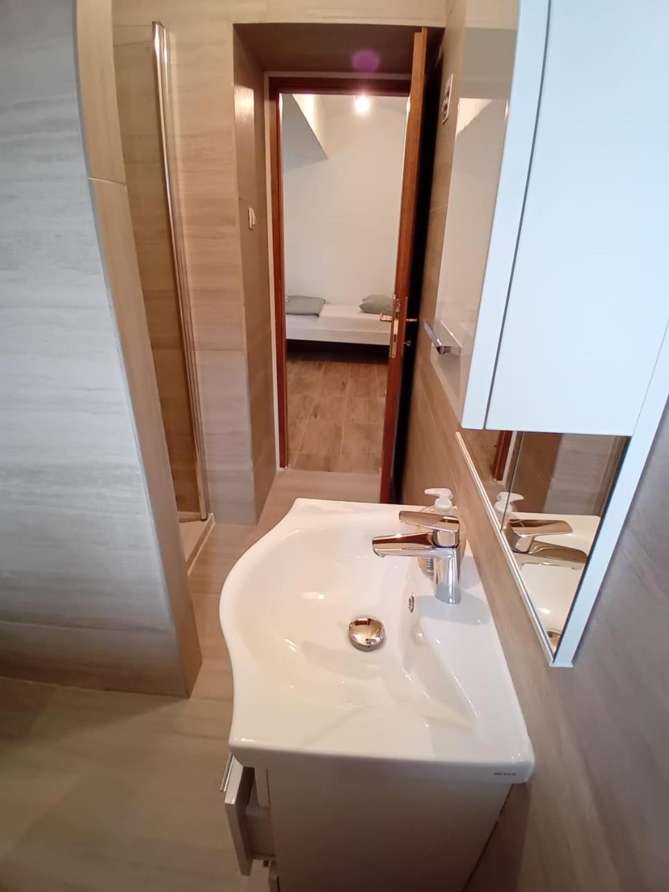 Apartments Rooms FONTANE TRNJE - FREE PARKING