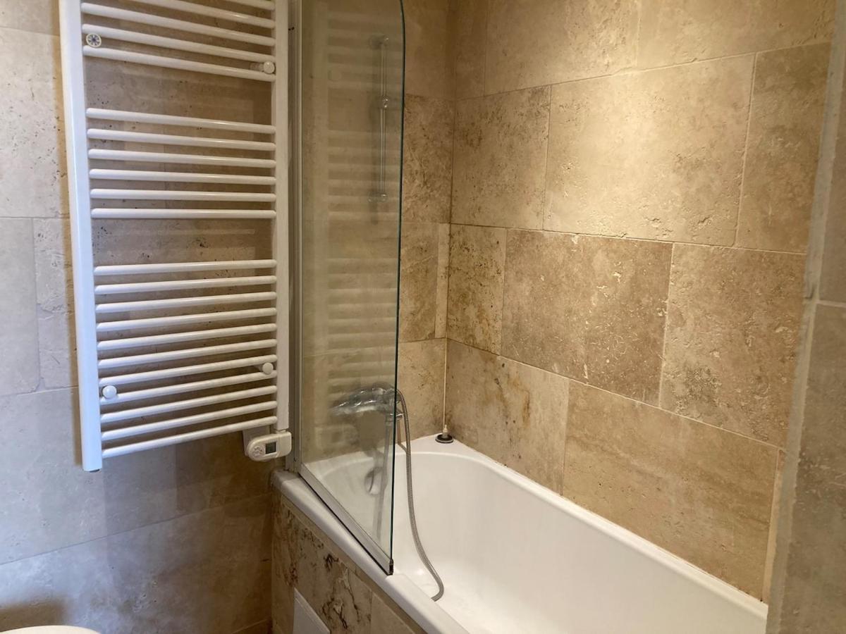 Studio indépendant tout équipé