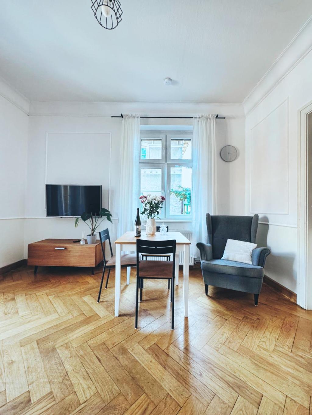 Bankowa 8 Guest Rooms