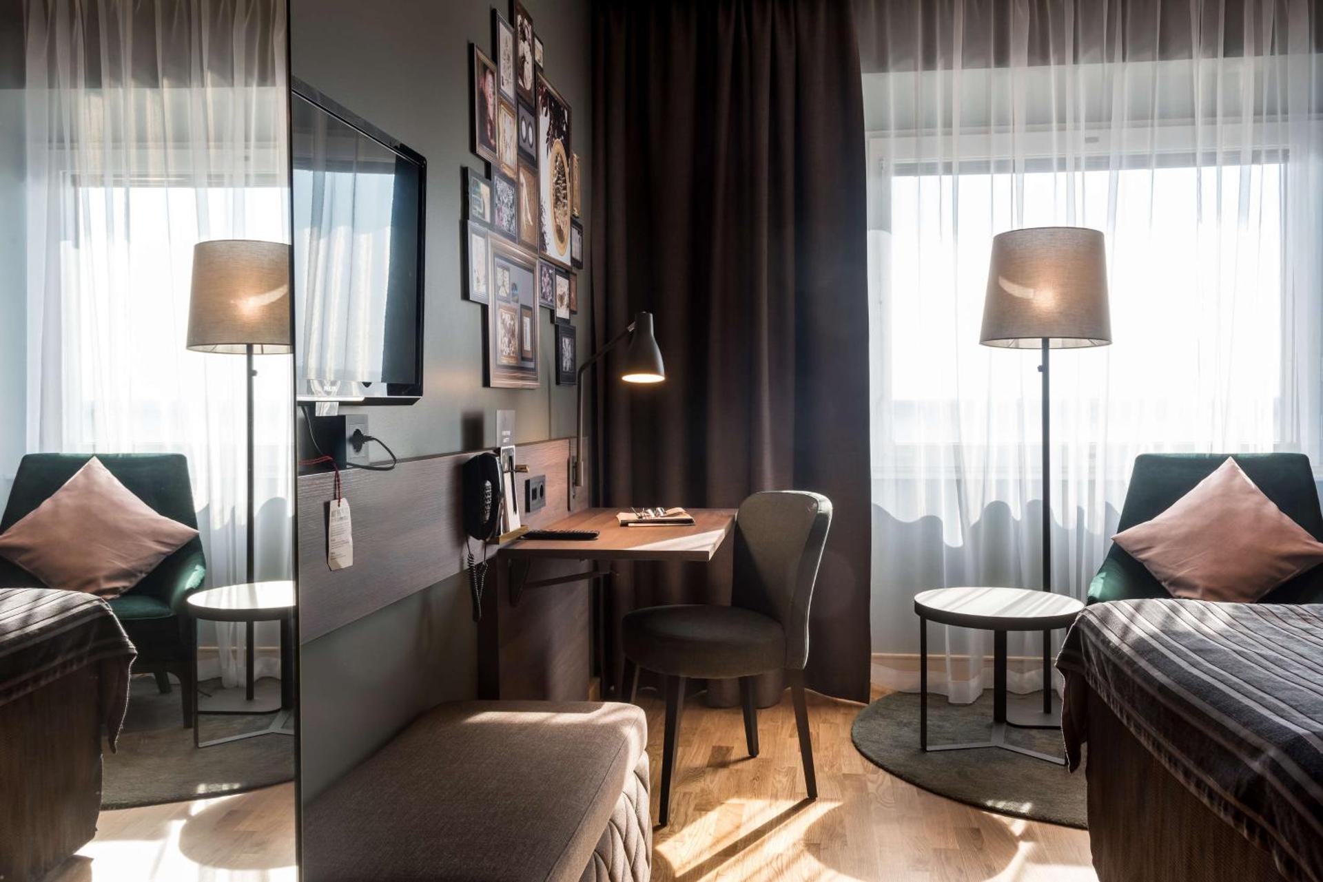 Photo of the whole room