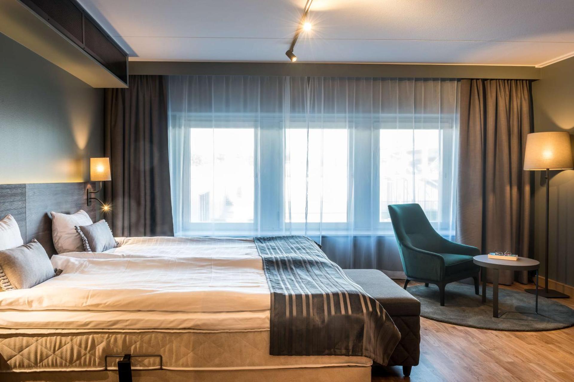 Photo of the whole room