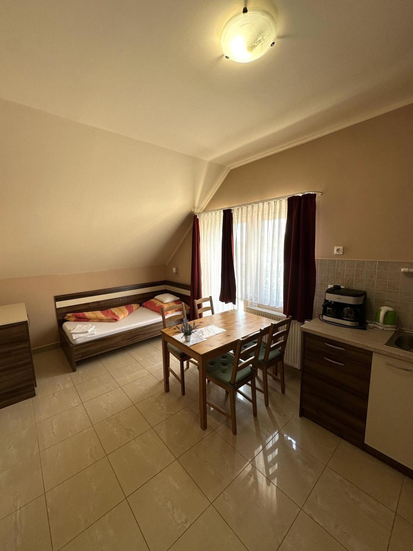 Balatonfüredi Borostyán Panzió