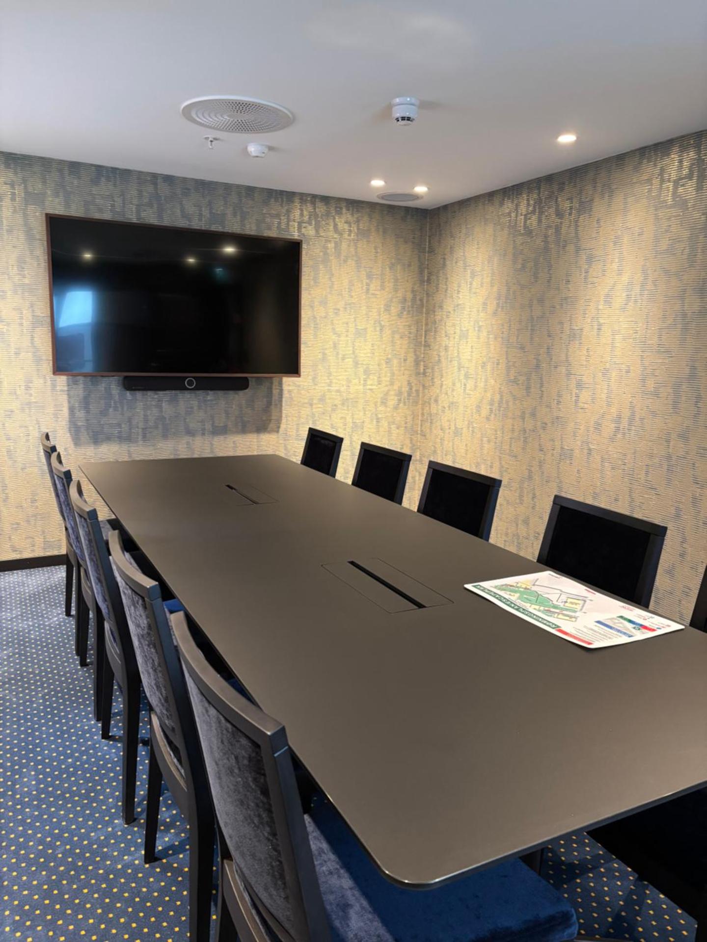 Meeting/conference room