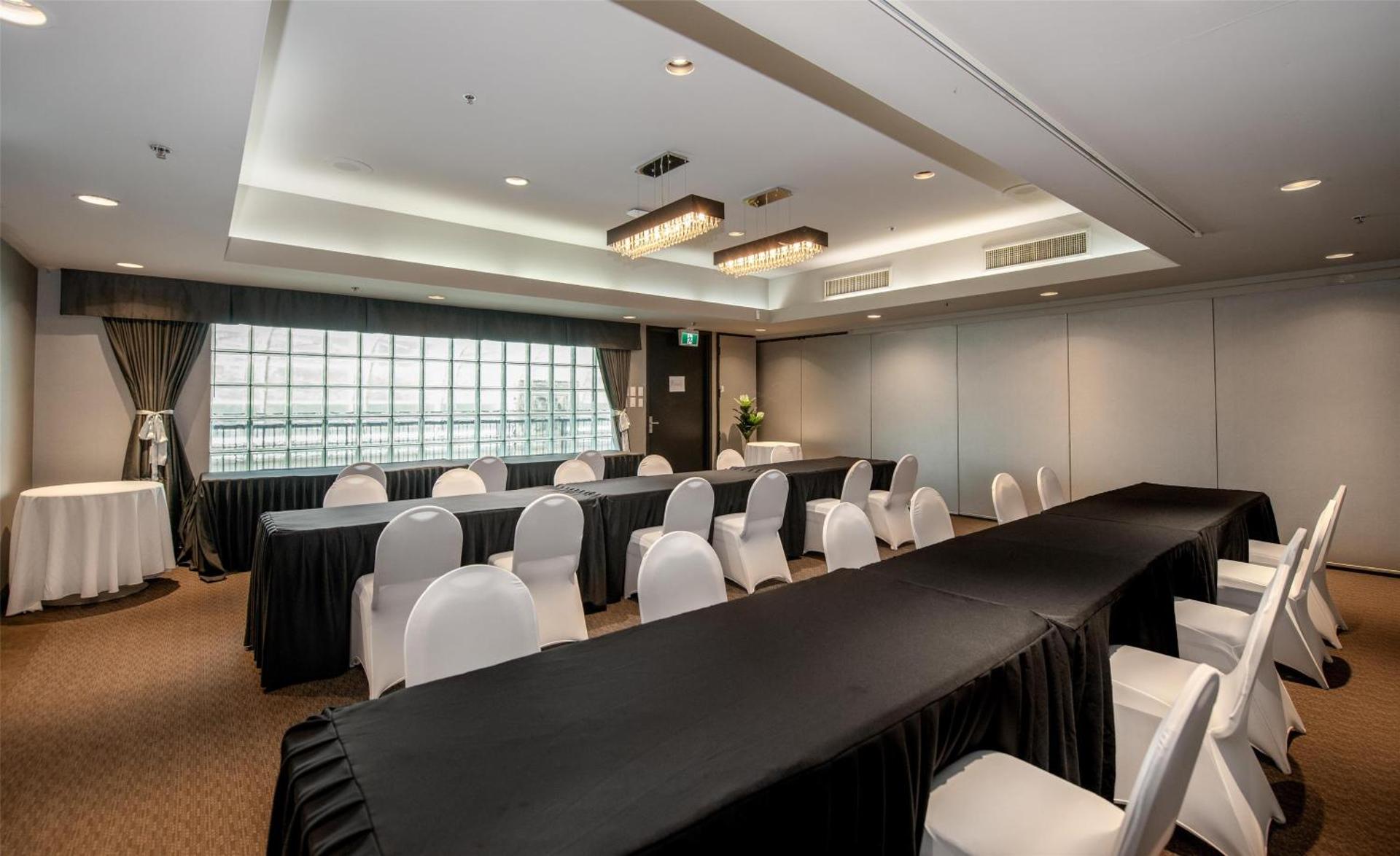 Meeting/conference room