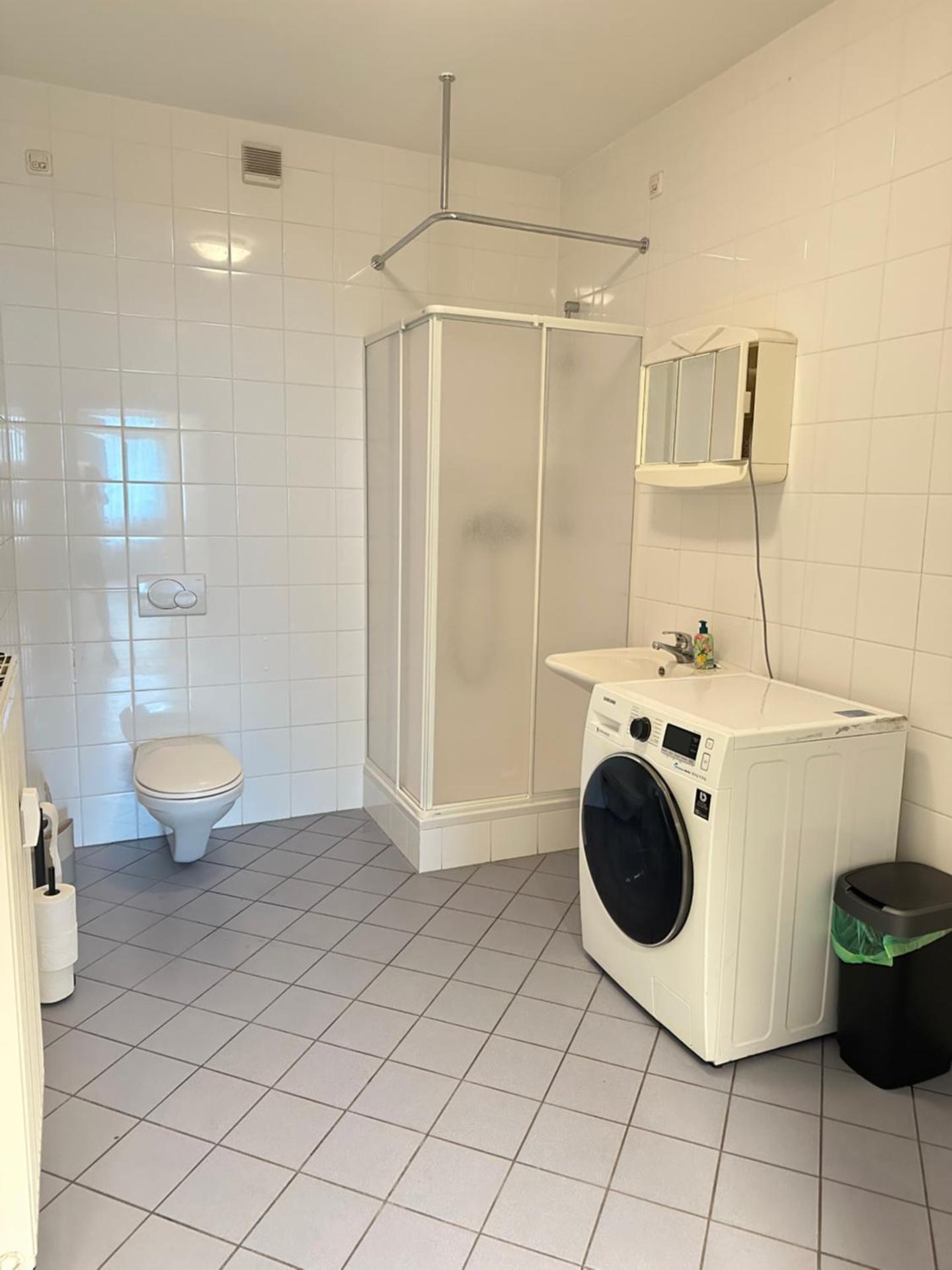 Primestay Studios Parking Wifi Kitchen