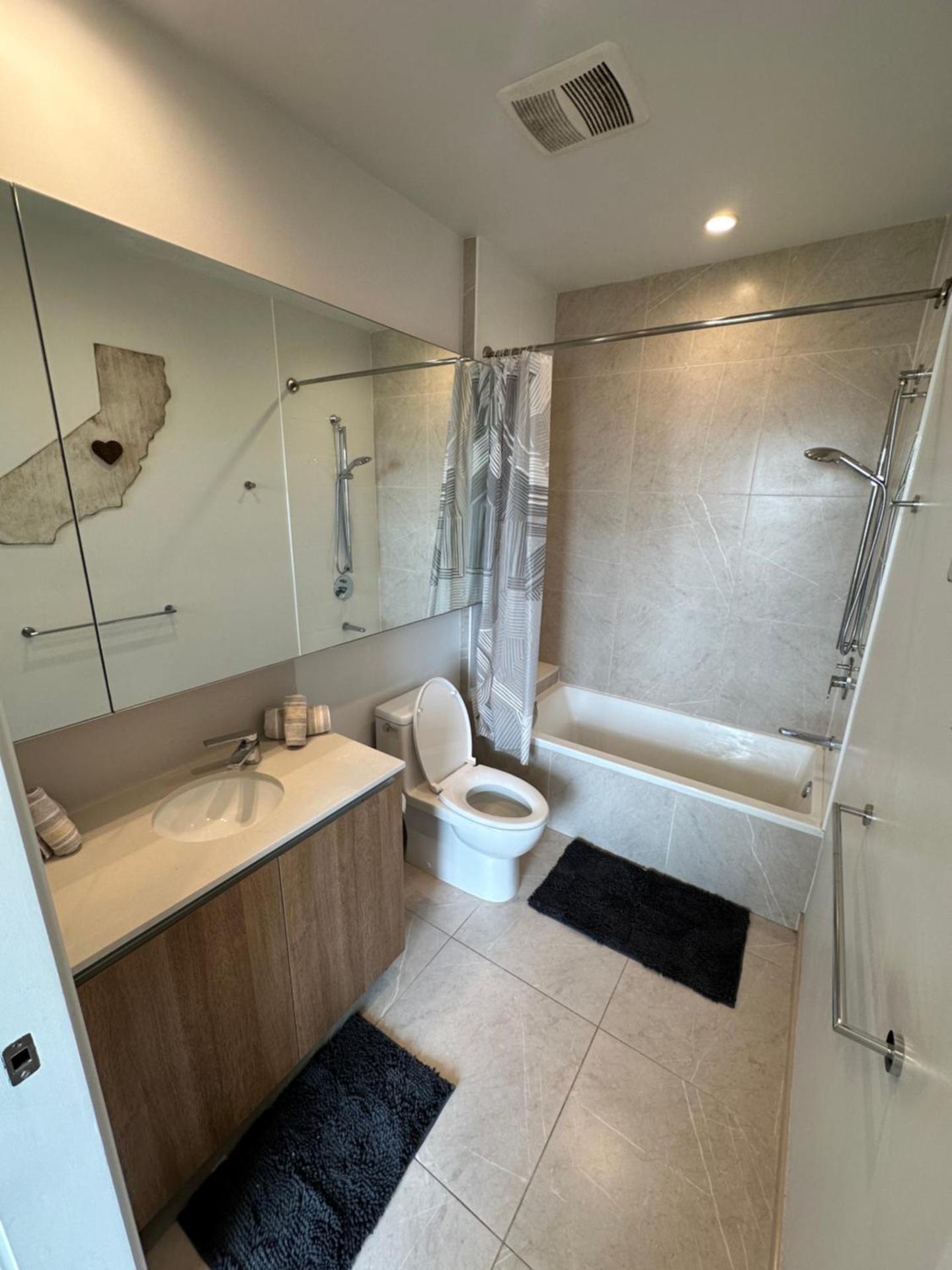 2BR Panoramic City View!!