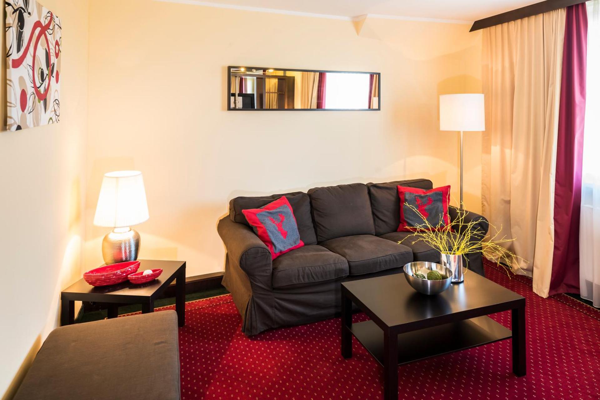 Communal lounge/ TV room