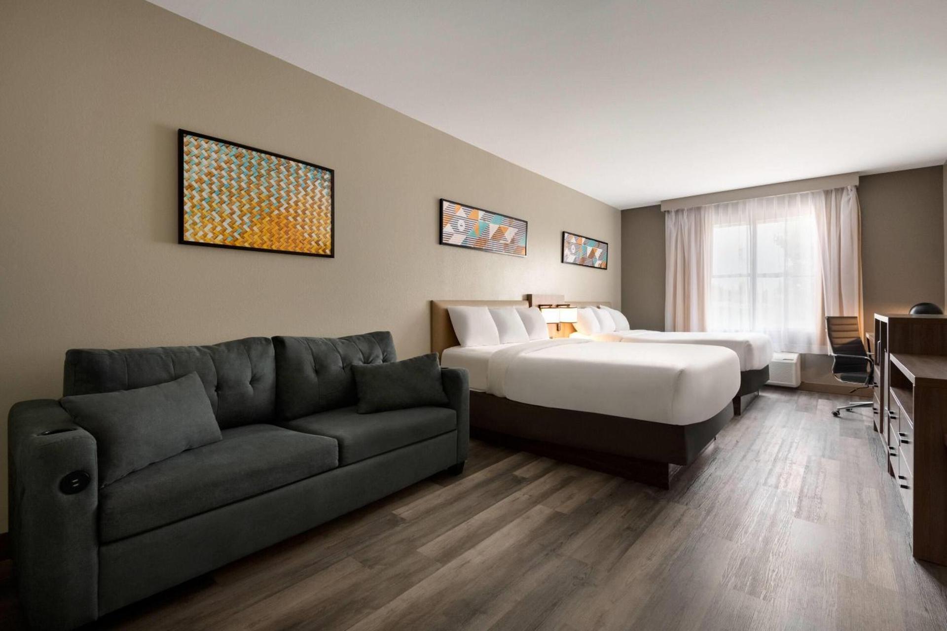 Photo of the whole room