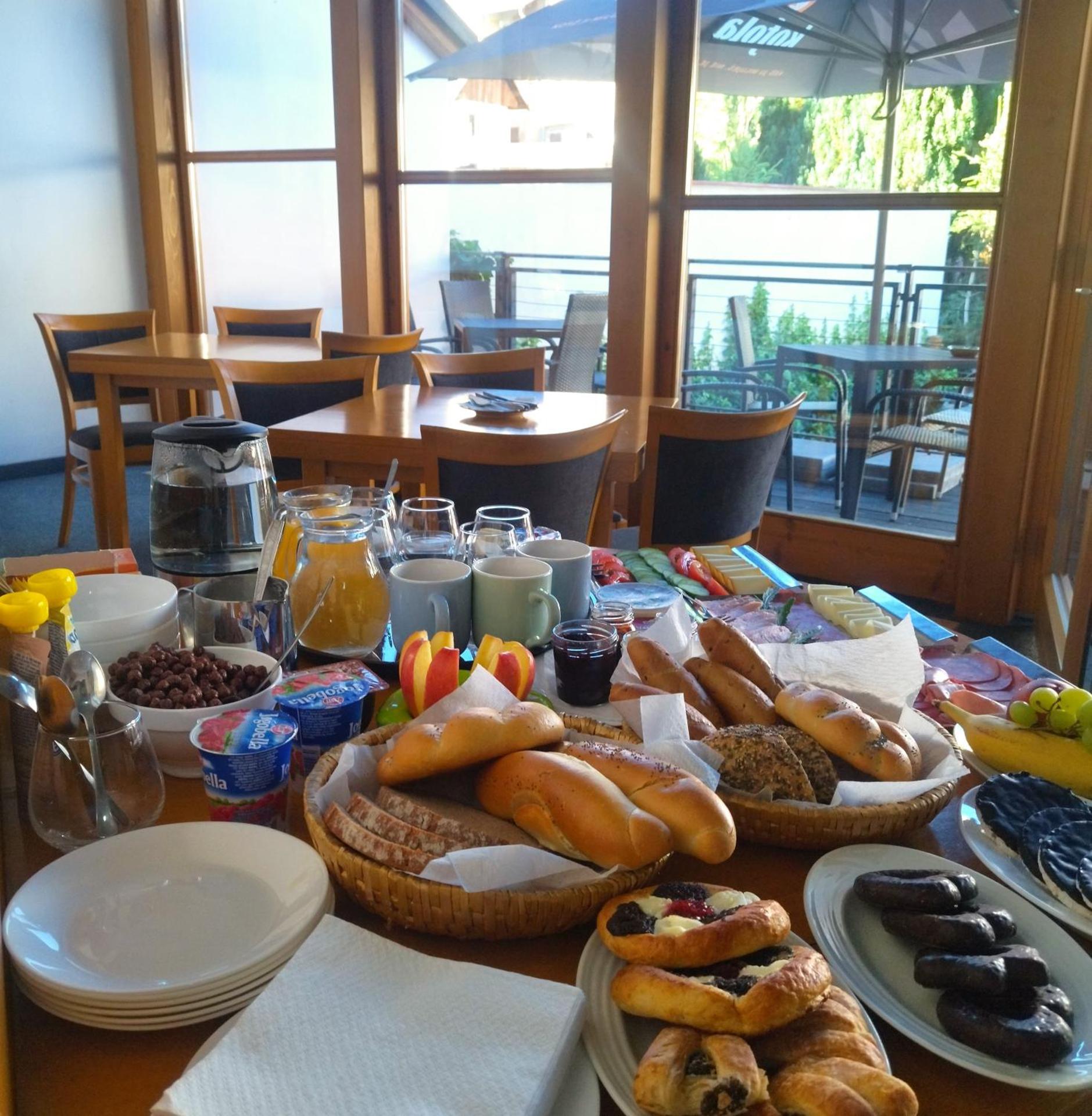 Continental breakfast