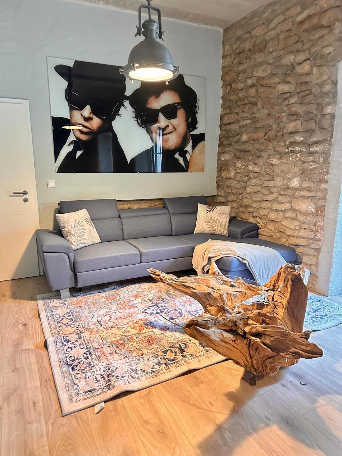 Backstage, stylische Unterkunft mit Whirlpool