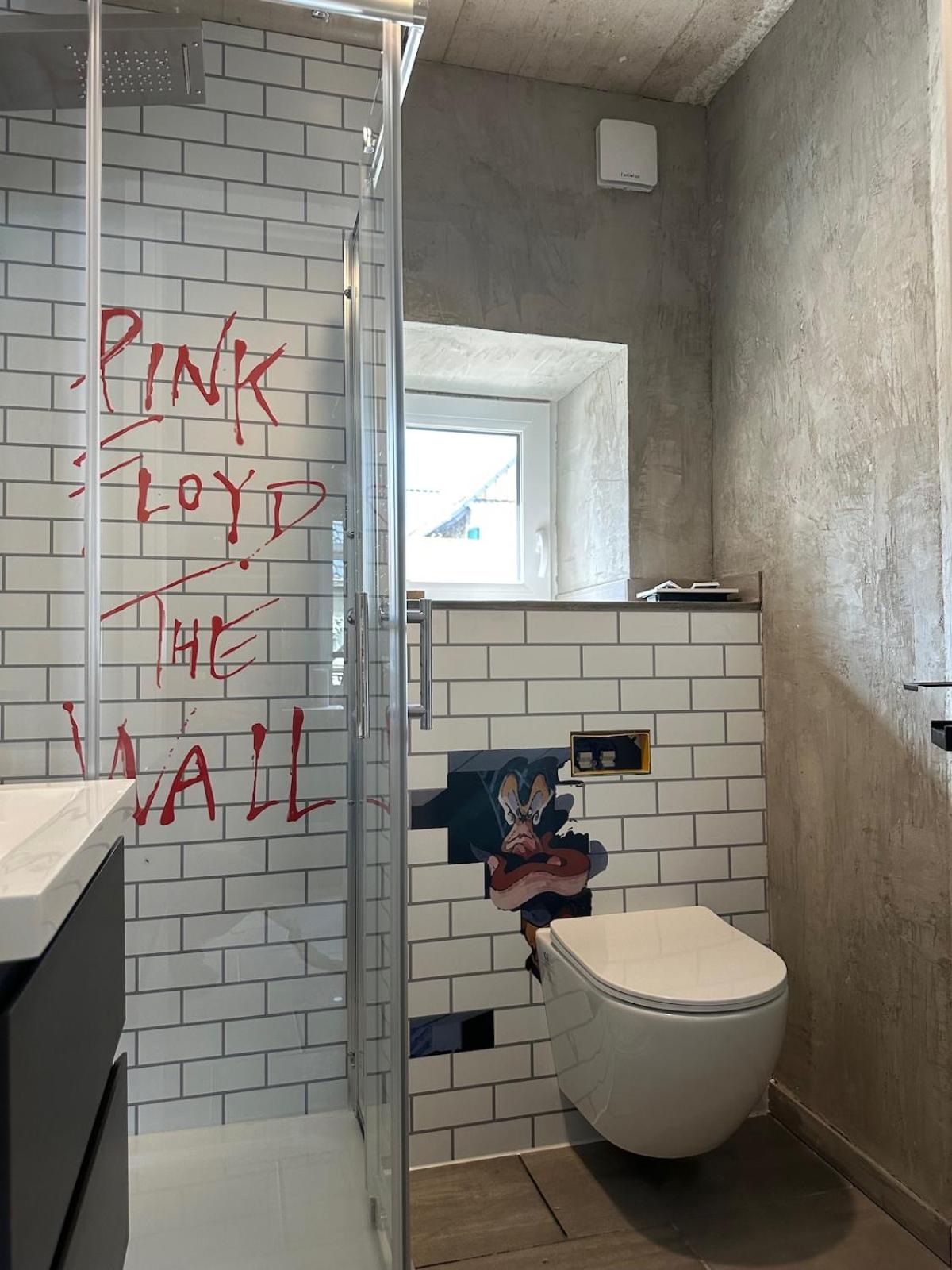 Backstage, stylische Unterkunft mit Whirlpool