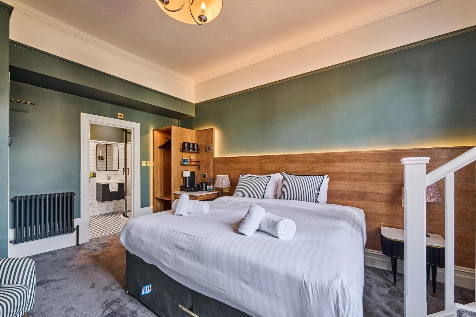 The Crown Pub & Guesthouse