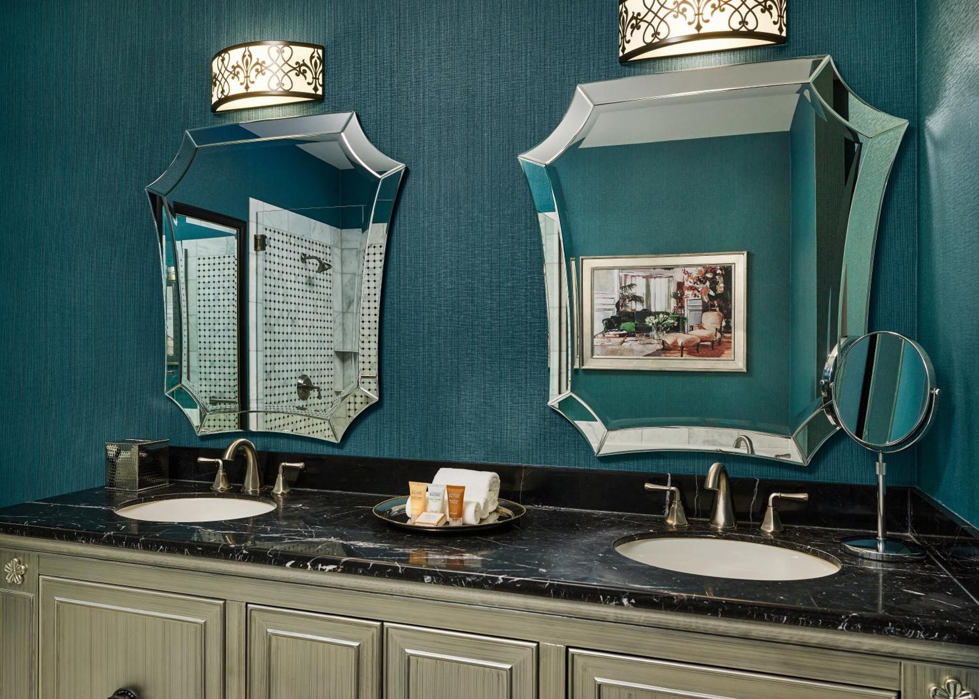 Woolley's Classic Suites