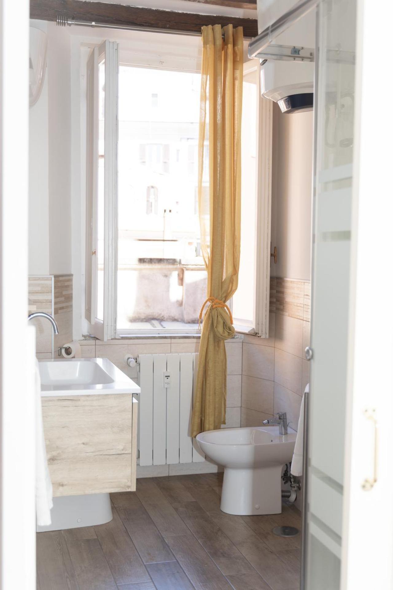 Domus Rome Incantevole Apt vicino Colosseo Foro Romano