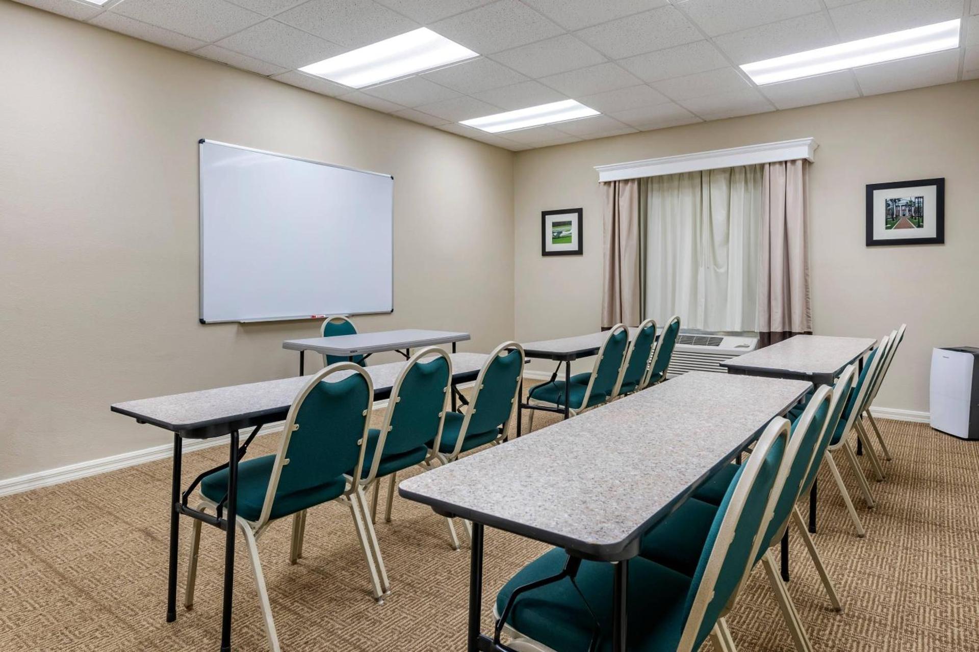 Meeting/conference room