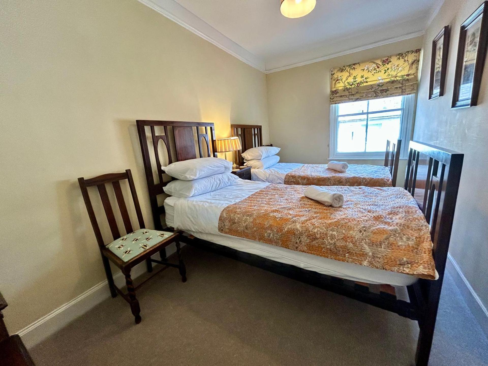 Victorian Town House Shrews