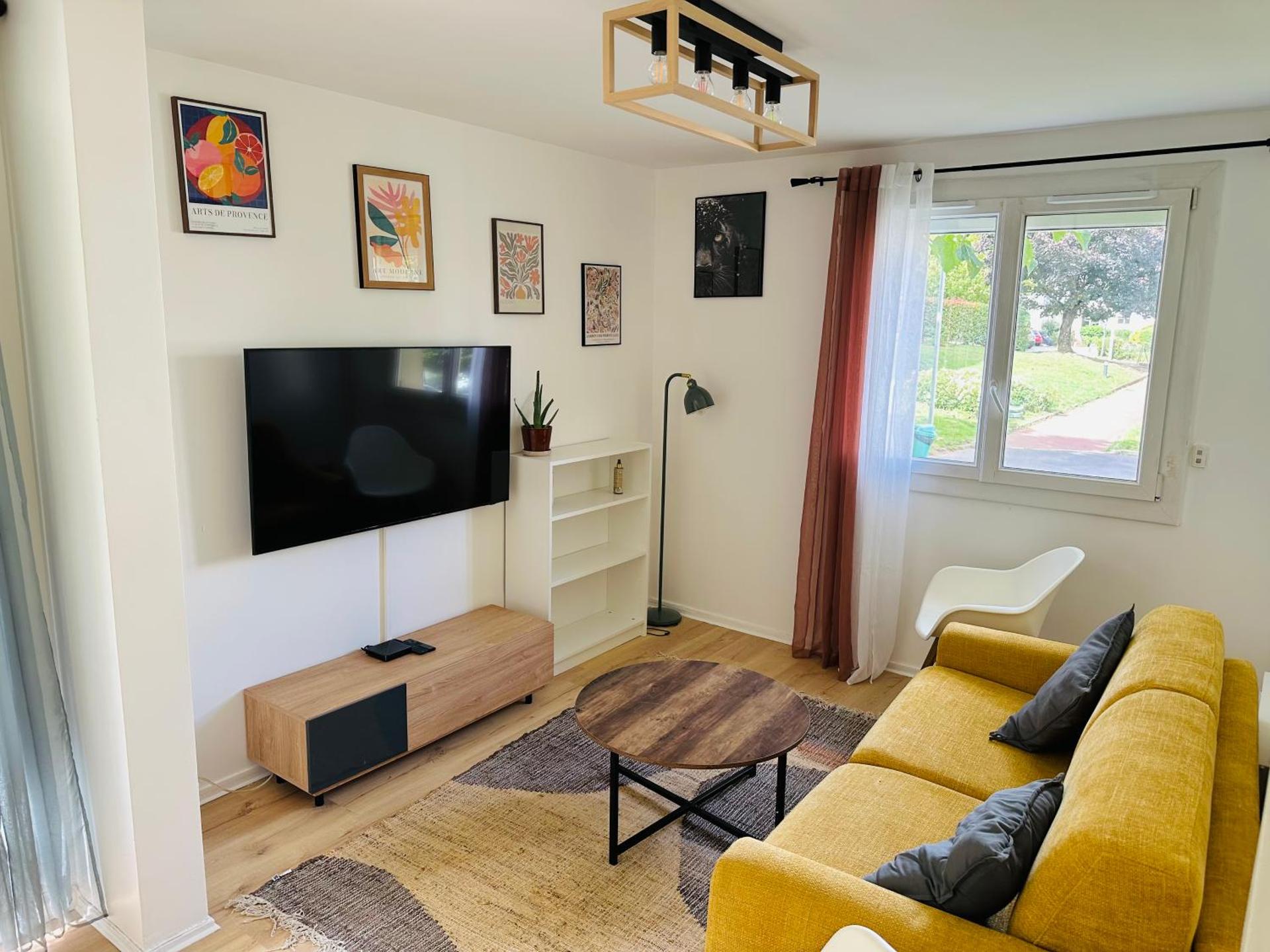 Confort et Verdure 2 Pièces Moderne avec Parking à Domont by Immo Kit Bnb