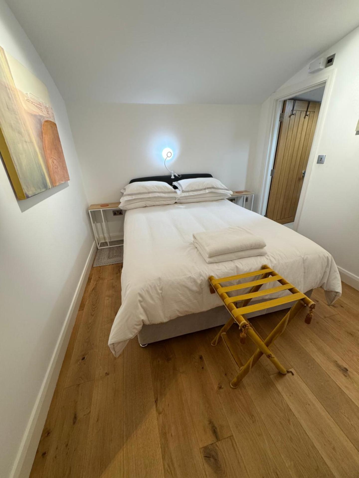 The Old Pub Unique Modern Extra Large Private Cellar with Sauna Gym King Size Bed Snacks Mini Bar and Continental Breakfast Fully Self Contained