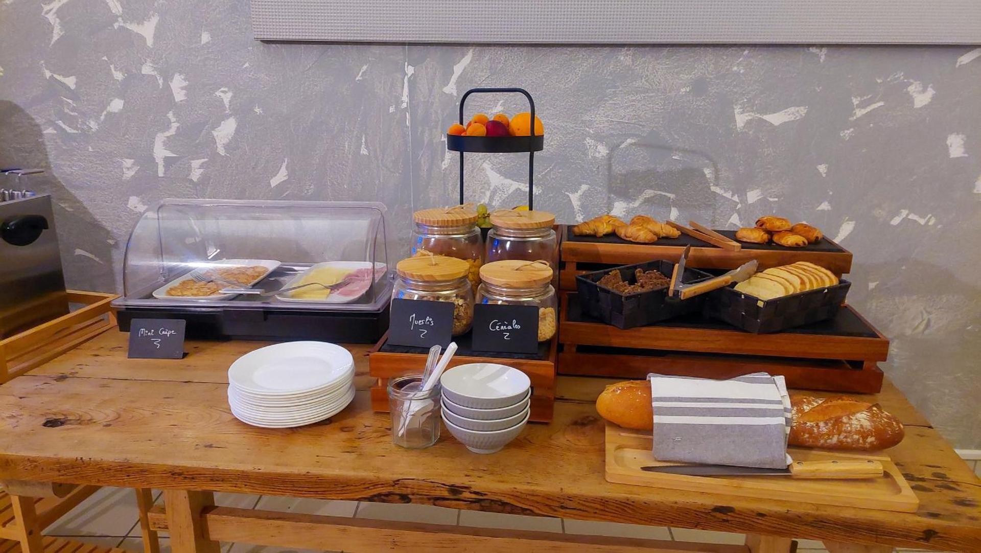 Continental breakfast