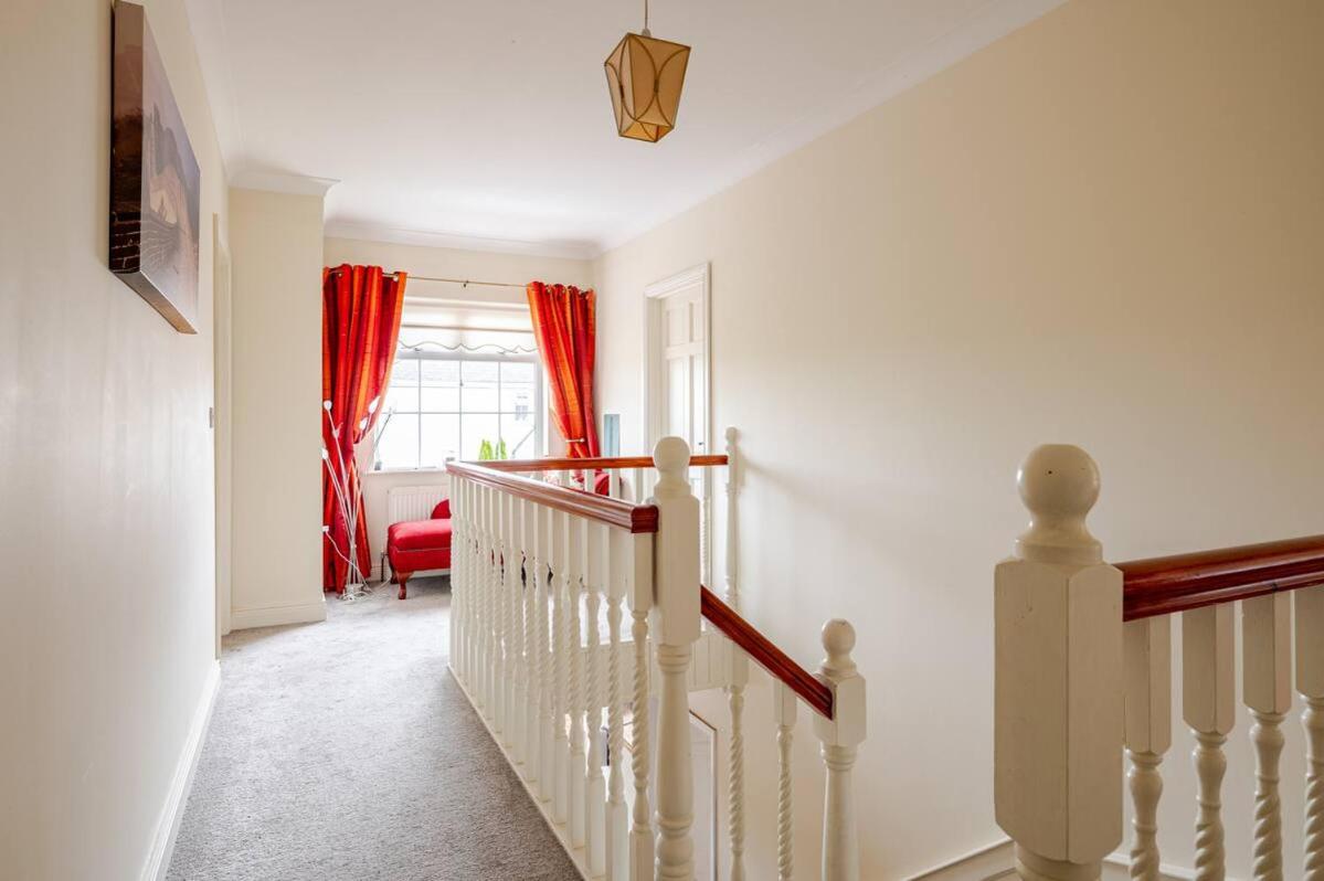 Spacious Home by Lough Rynn Castle Wedding Venue