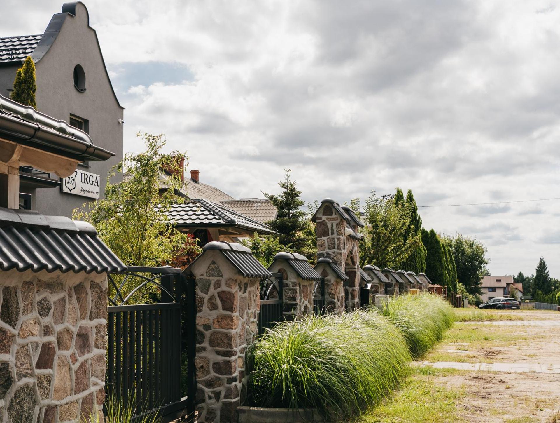 POKOJE GOŚCINNE IRGA