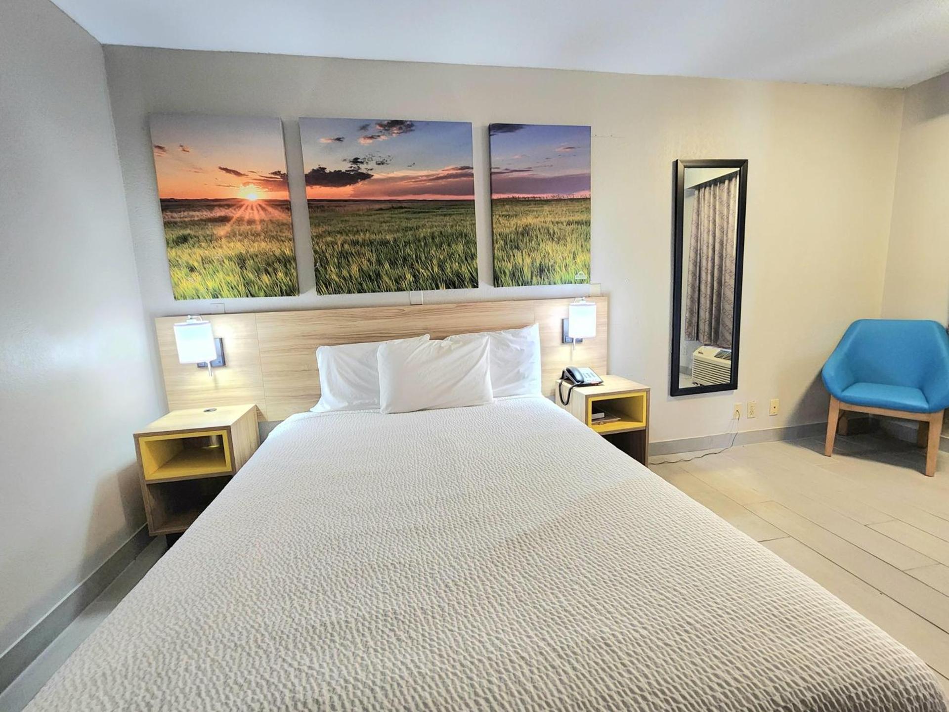 Photo of the whole room