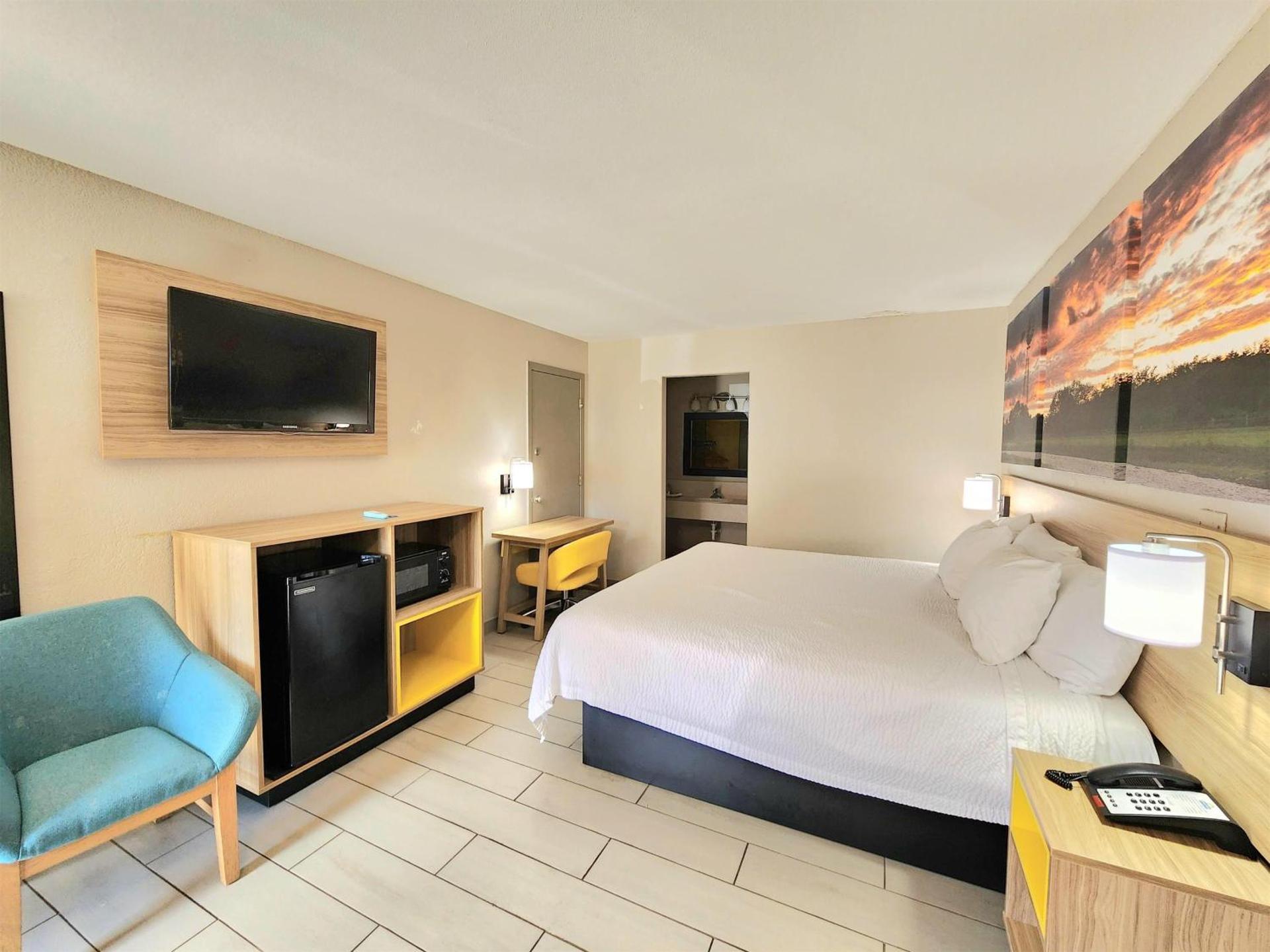 Photo of the whole room