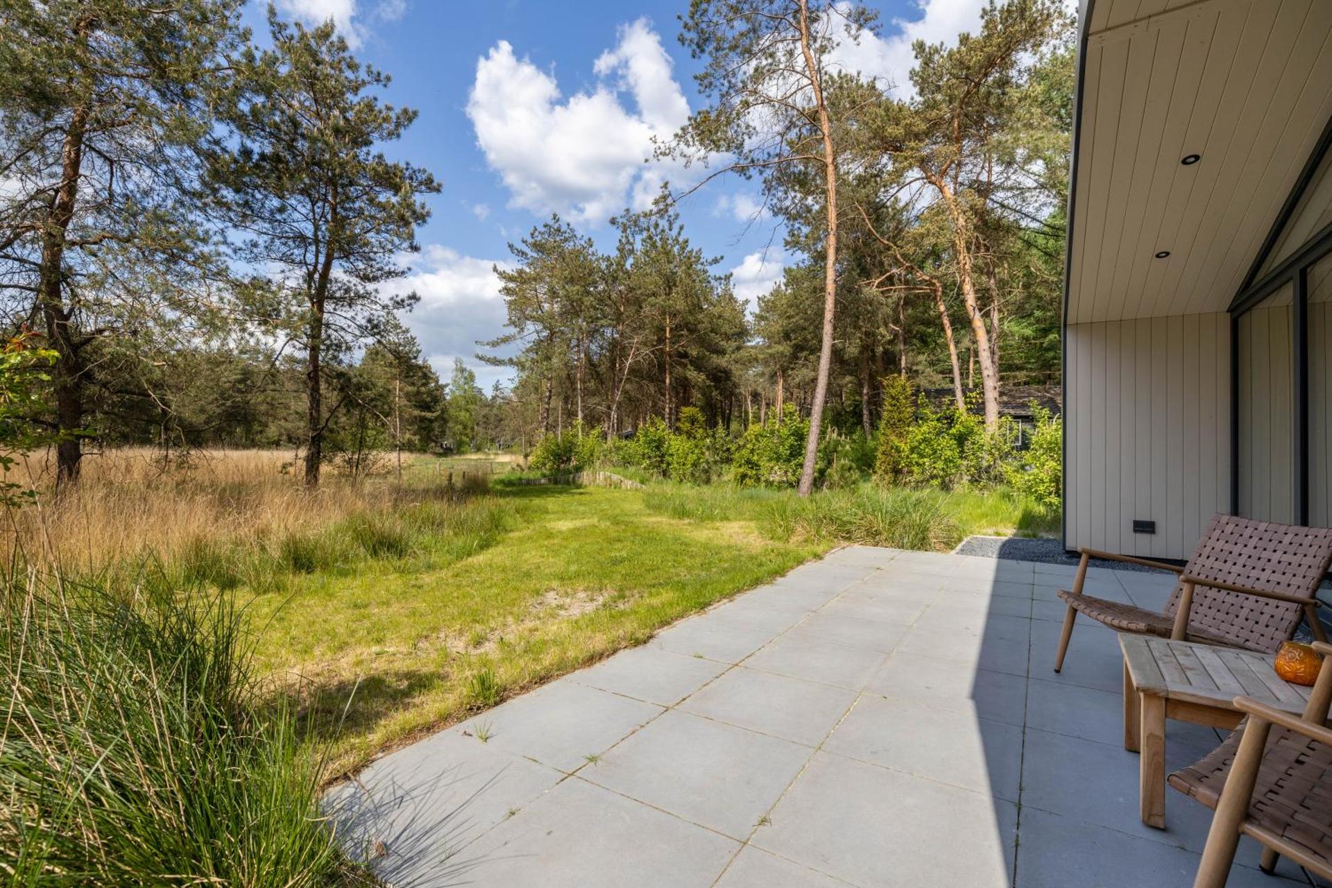 Design bungalow met wellness in parkbos