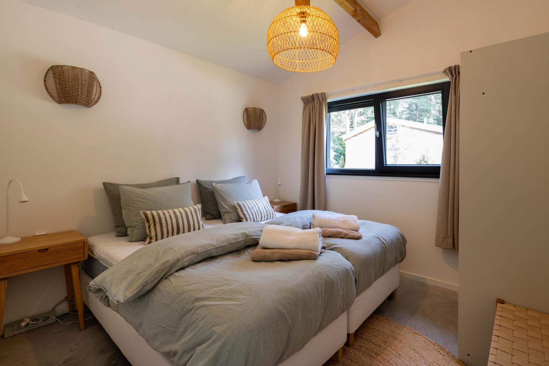 Design bungalow met wellness in parkbos