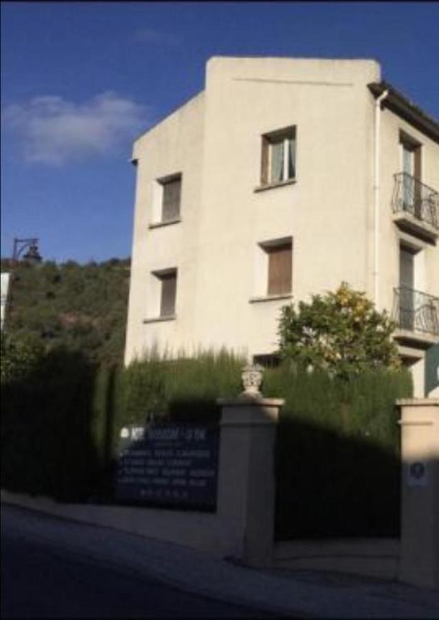 Hébergements à La Rive, Accueil ouvert tous les jours jusqu'à 20h00 dernier délai, depuis 30 ans ! Réserver ici svp ! Merci ! Aucun règlement à distance accepté, Paiement par CB, Espèces, Chèque ou Chèques-Vacances impérativement à la remise des clefs !