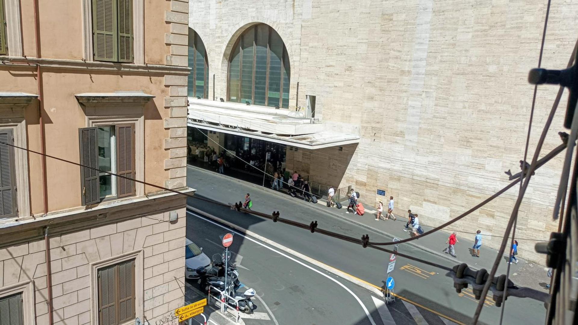 little roma apartment