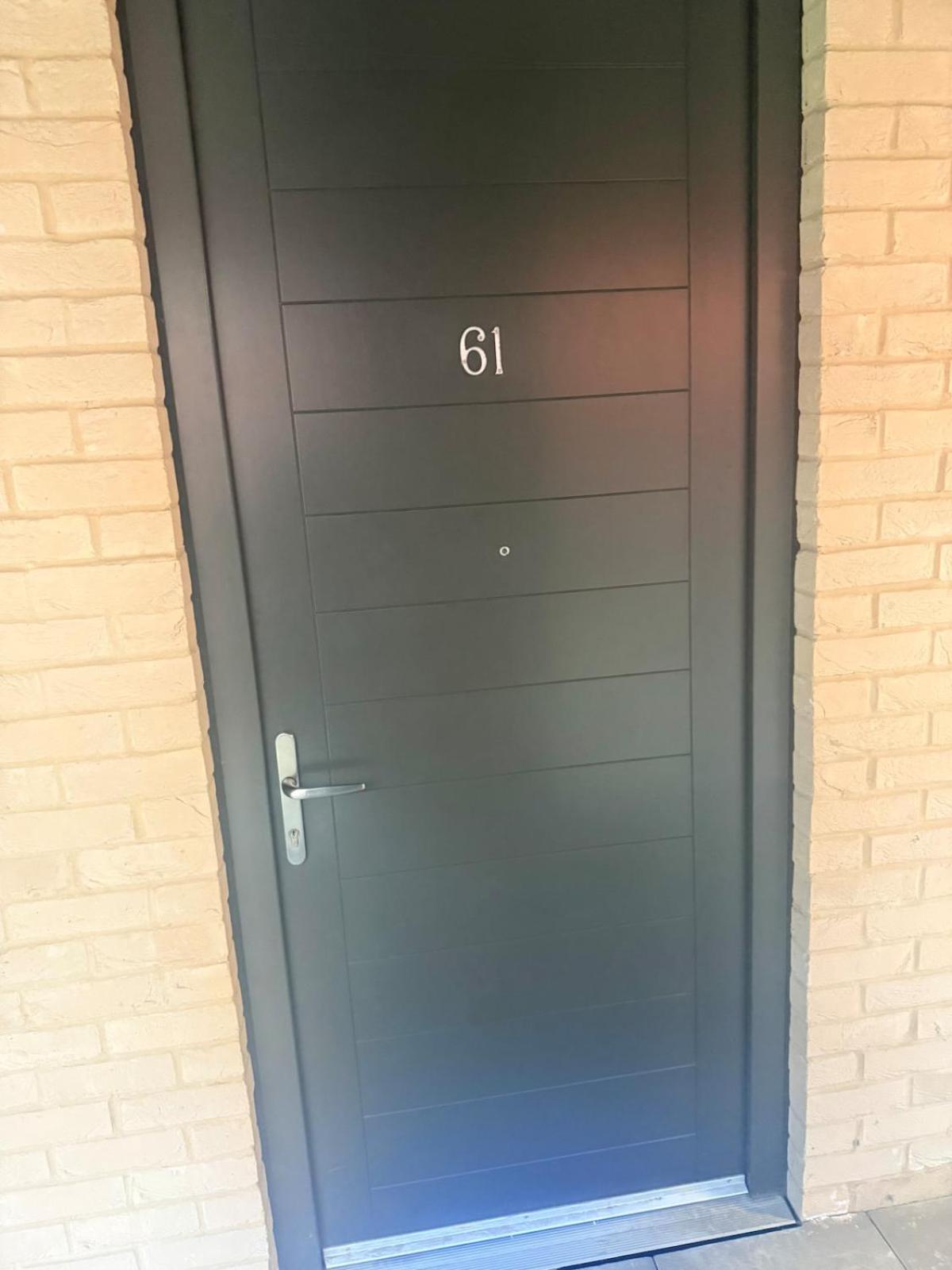 Exquisite Spacious 1 Bedroom Apartment-Colindale