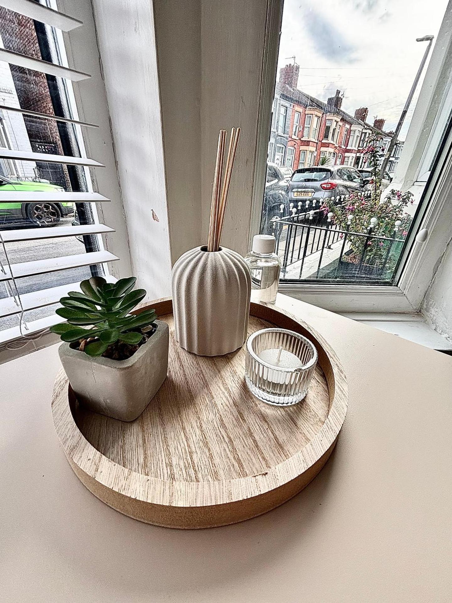 Liverpool Escape - 5 min walk to LFC Stadium, Sleeps 8, free parking, newly renovated home