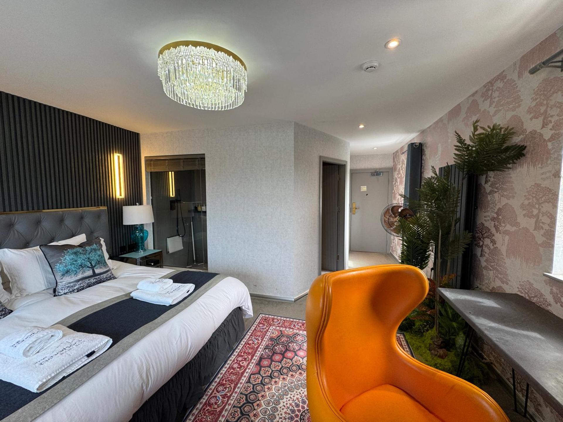 Junior Suite with Balcony