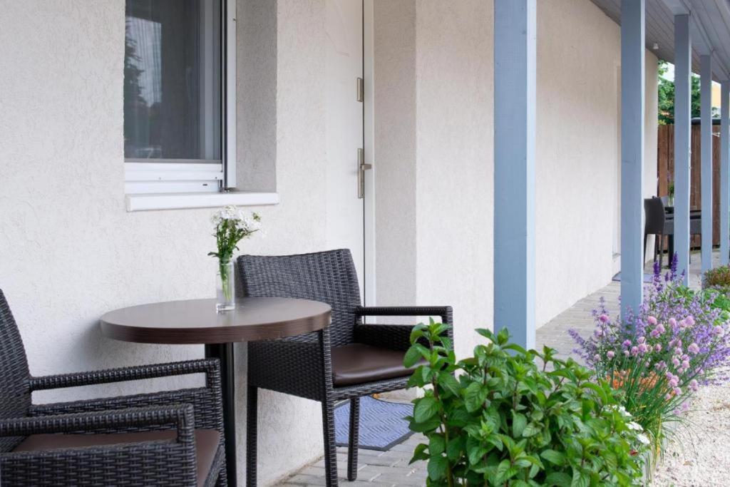 Nefelejcs Stúdióapartman